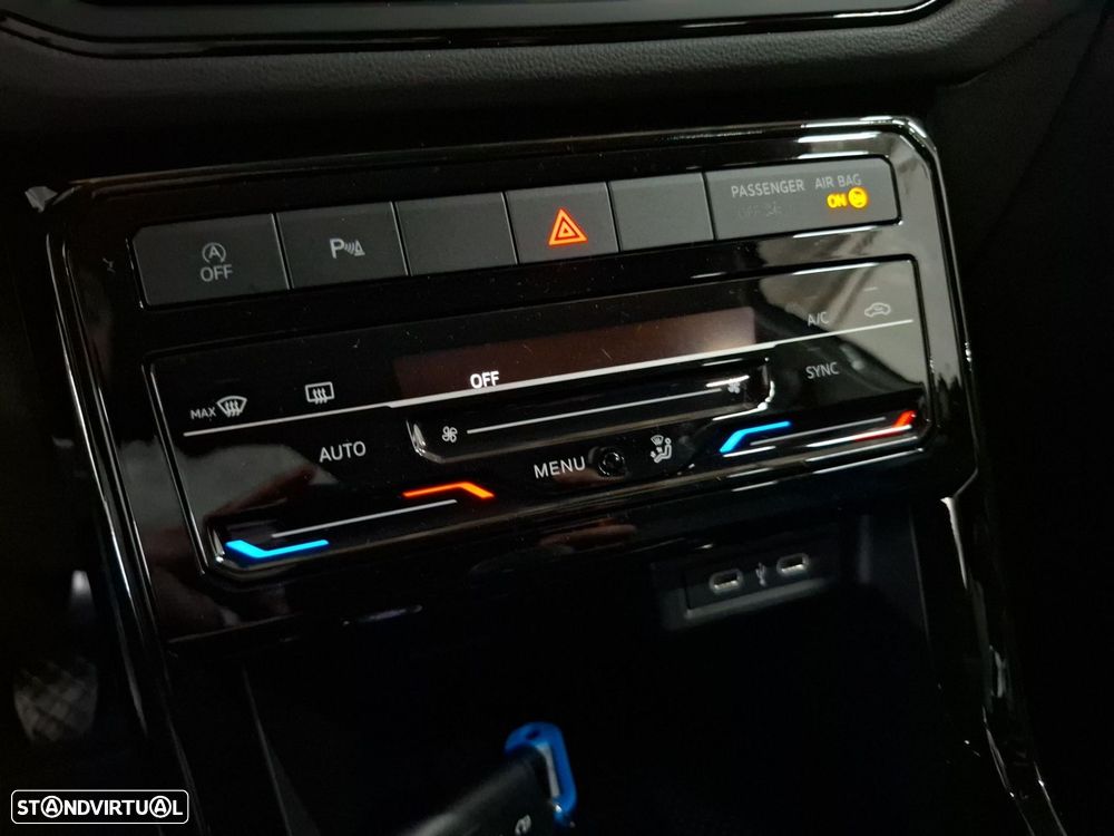 VW T-Cross 1.0 TSI Urban - 18