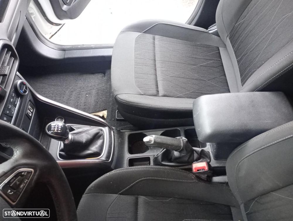 APOIO DE BRAÇOS FORD ECOSPORT CR6 - 1