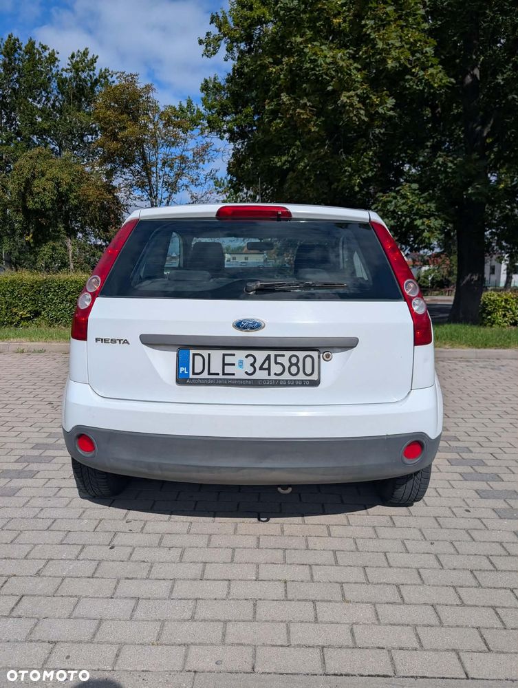 Ford Fiesta - 7