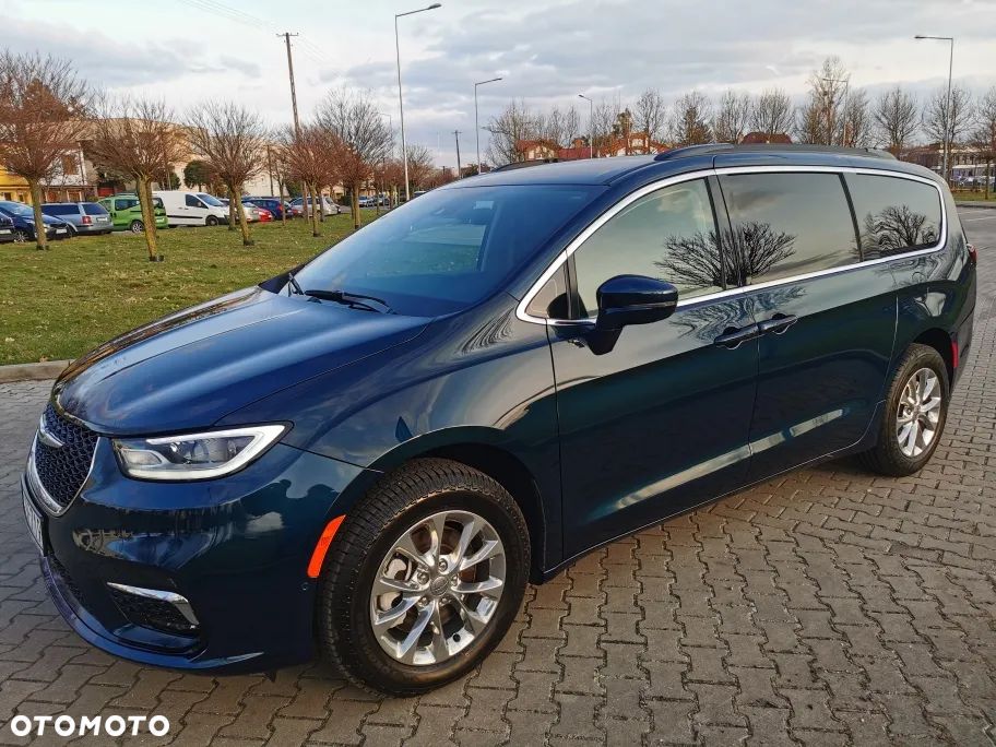 Chrysler Pacifica - 24