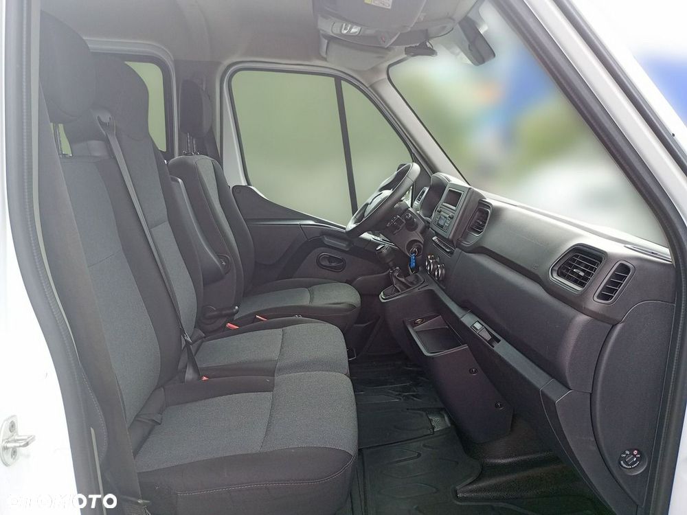 Renault Master - 24
