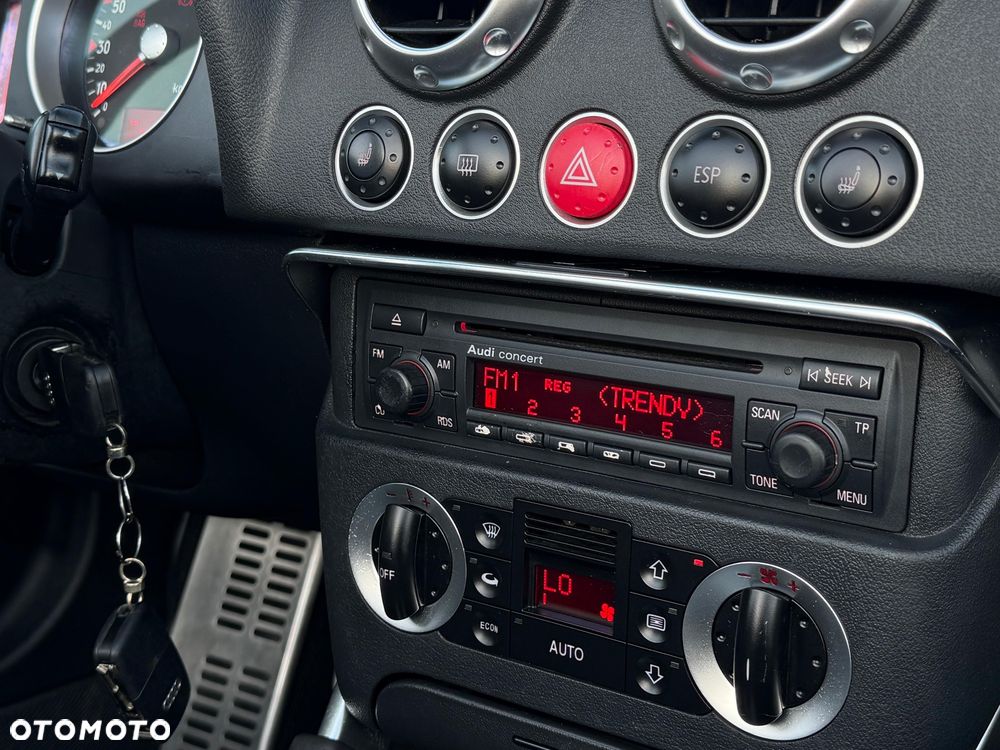 Audi TT Roadster 1.8 T - 31