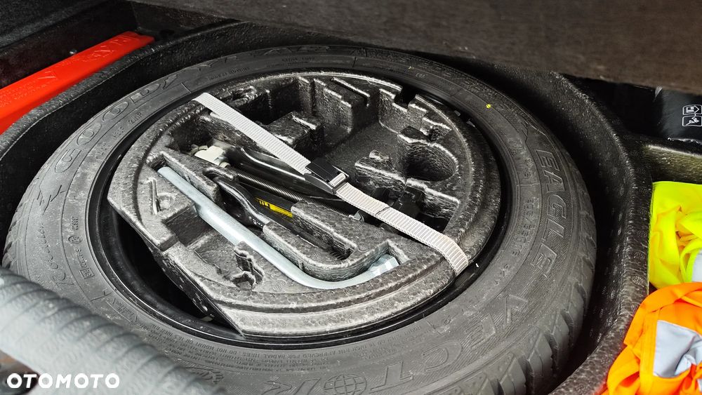 Volkswagen Golf 1.6 Comfortline - 9