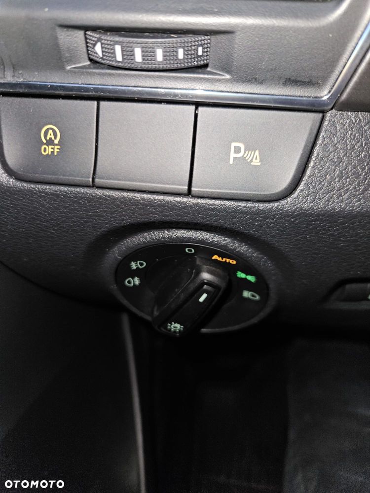 Skoda Fabia 1.0 MPI Clever - 20