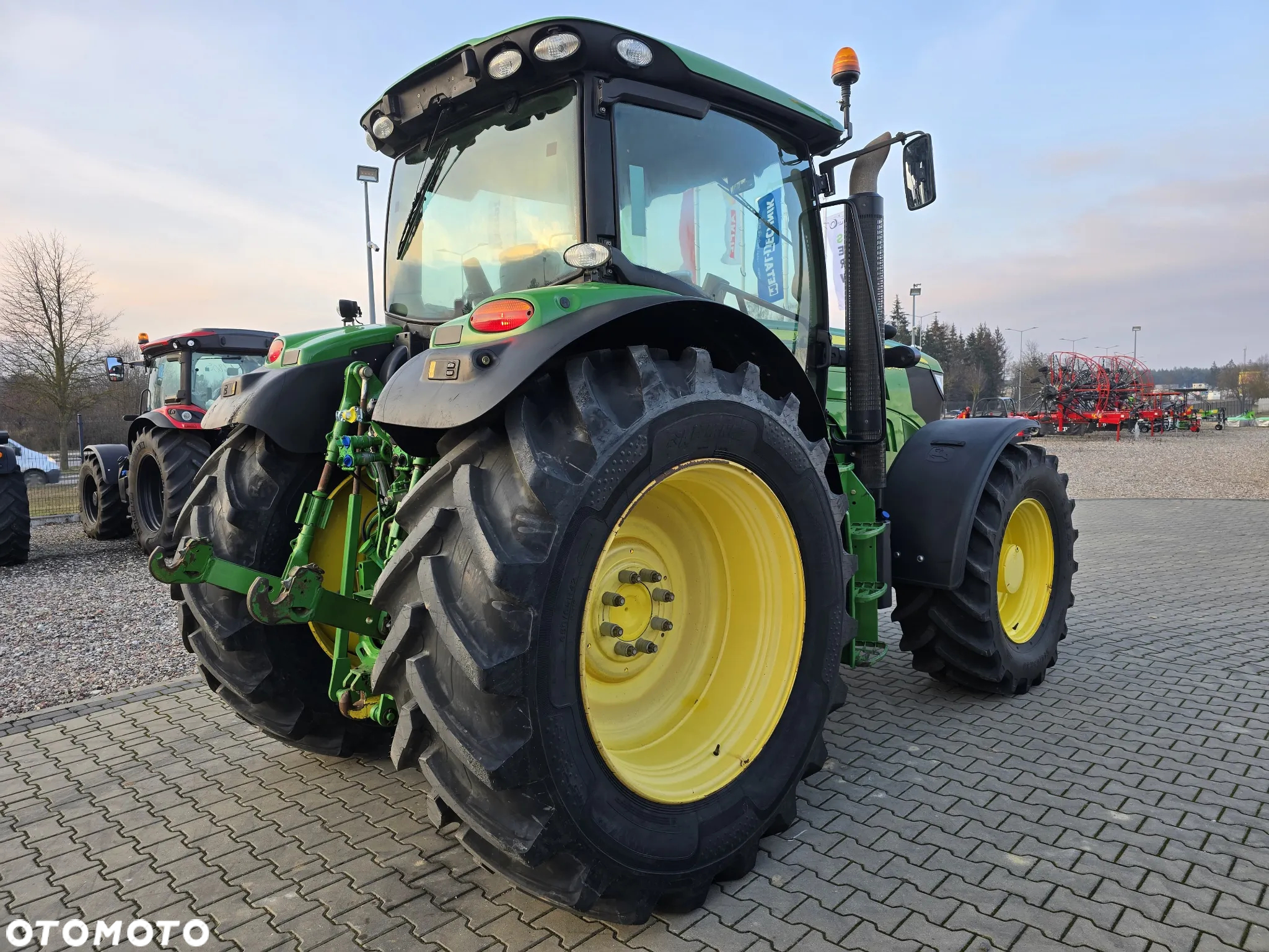 John Deere 6140R - 5