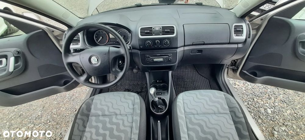 Skoda Roomster - 33