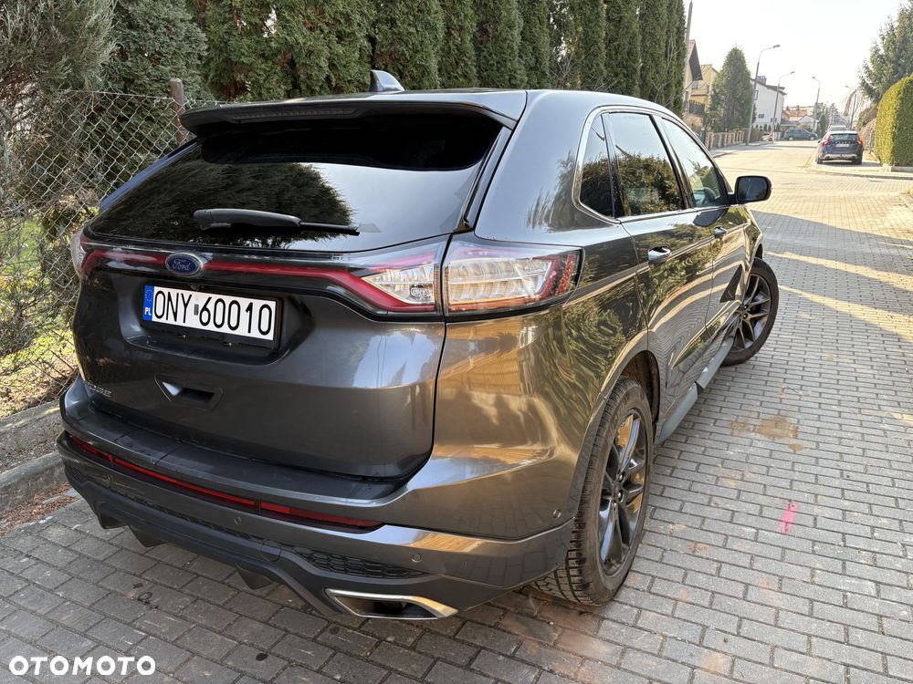 Ford Edge - 13