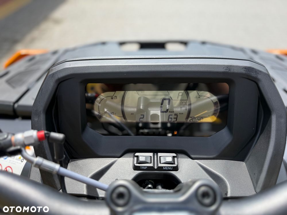 Can-Am Outlander - 19