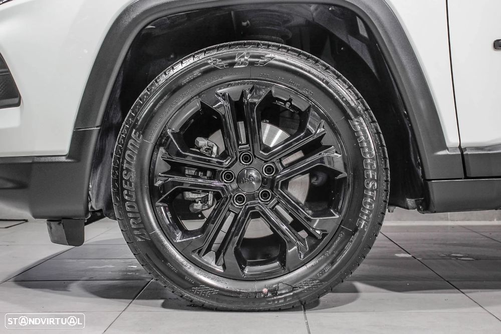 Jeep Compass 1.5 TG e-Hybrid Night Eagle DCT - 13