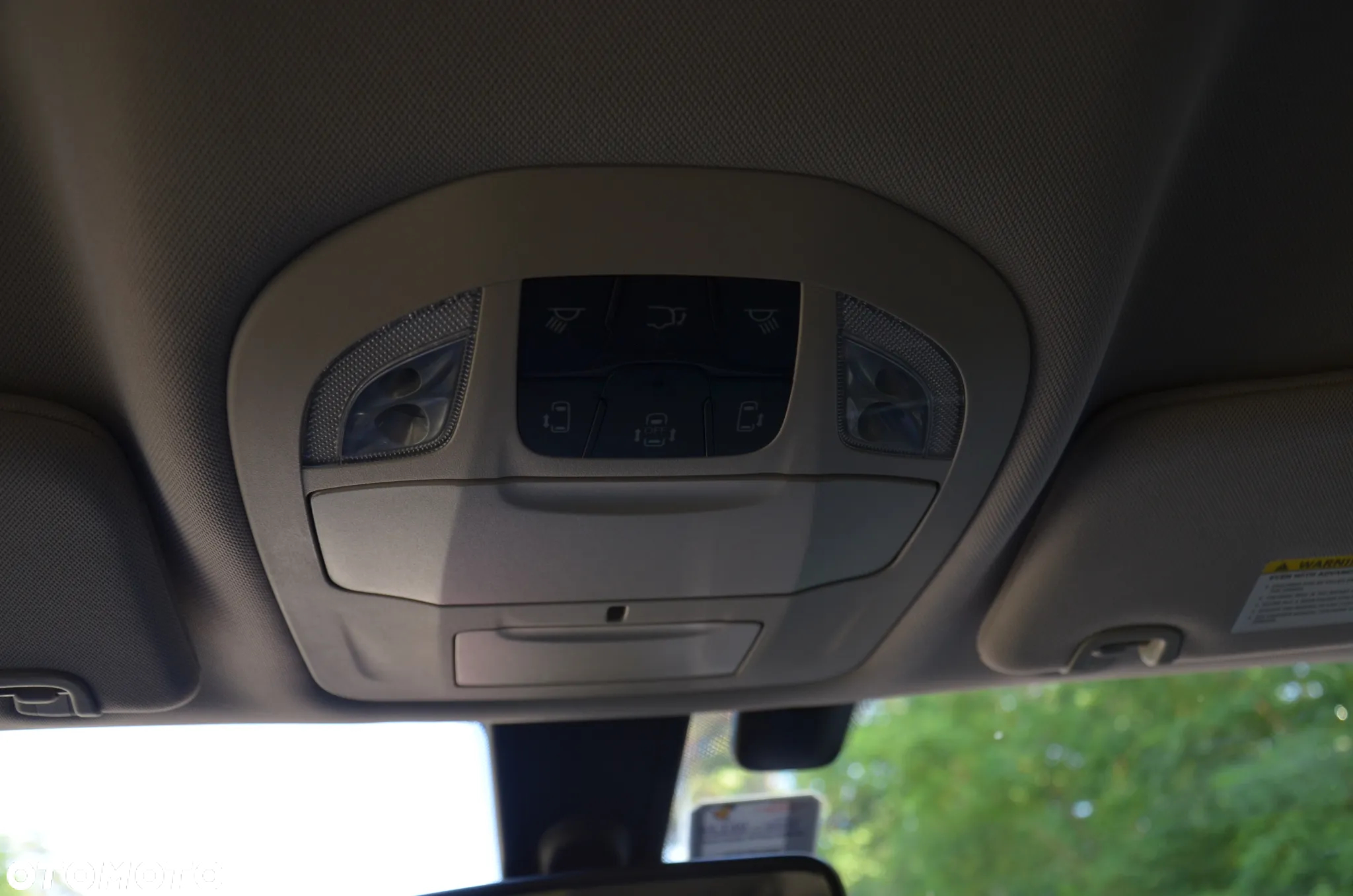 Chrysler Pacifica - 34