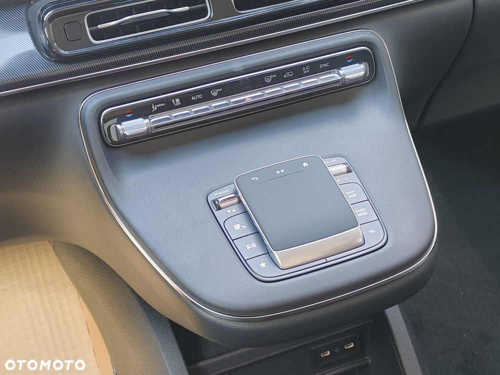 Mercedes-Benz Klasa V 220 d 9G-Tronic - 23