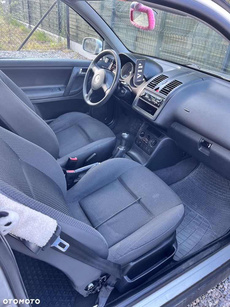 Volkswagen Polo - 7