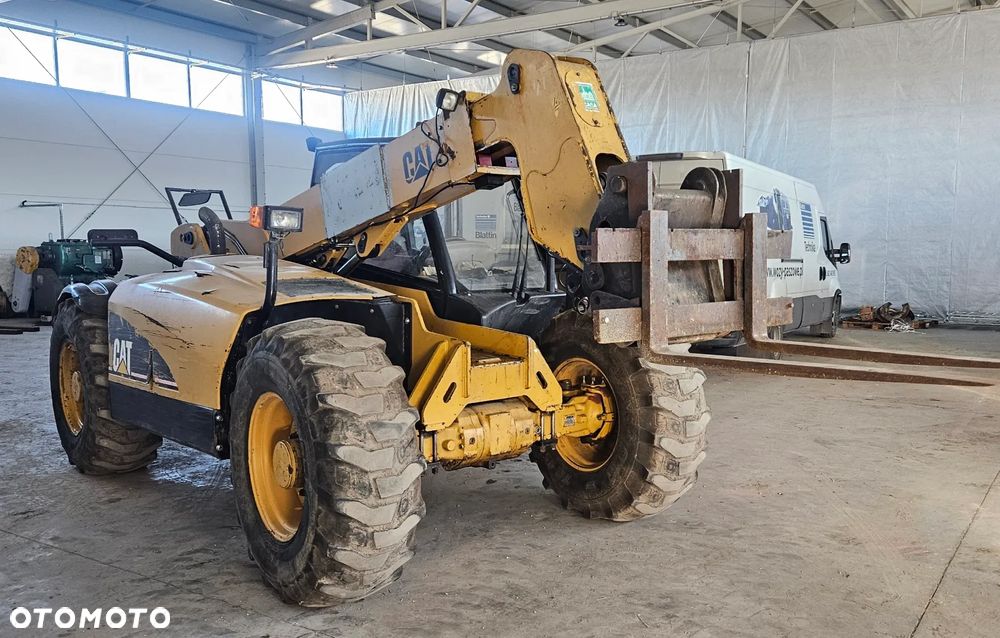 Caterpillar TH220B - 7