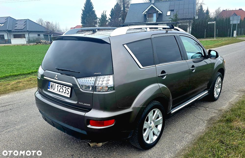 Mitsubishi Outlander 2.4 Instyle NAVI EU5 CVT - 6