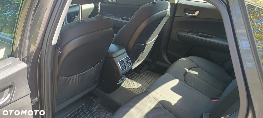 Kia Optima 1.7 CRDI M - 11
