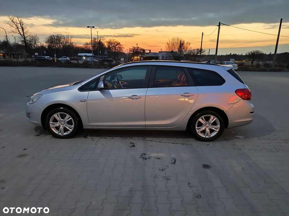 Opel Astra 1.7 CDTI DPF Active - 8