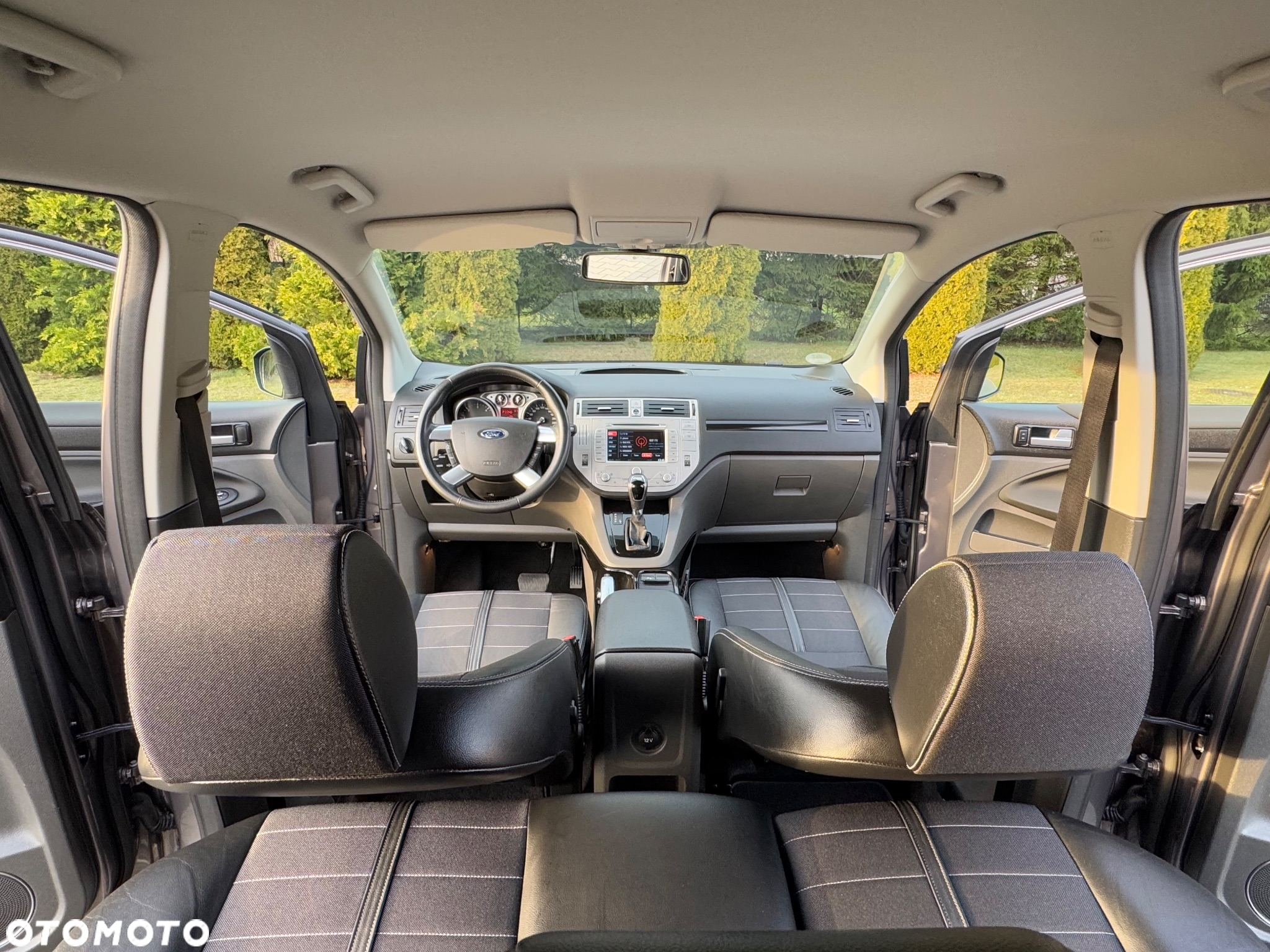 Ford Kuga 2.0 TDCi 4WD Titanium - 25