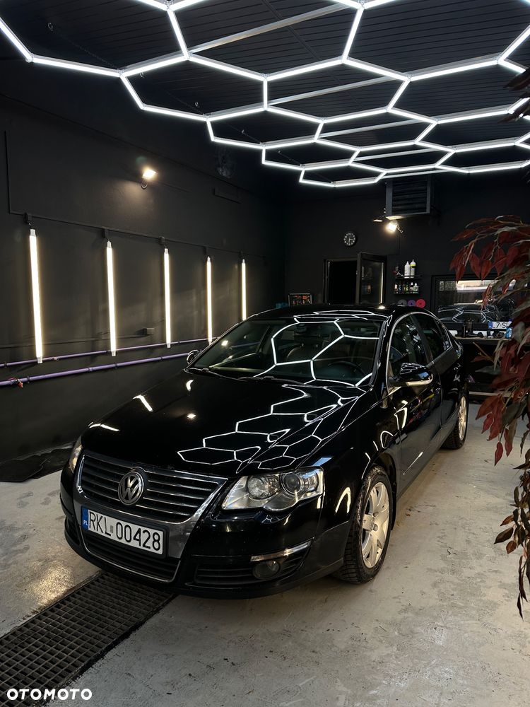 Volkswagen Passat 2.0 TDI Comfortline - 1