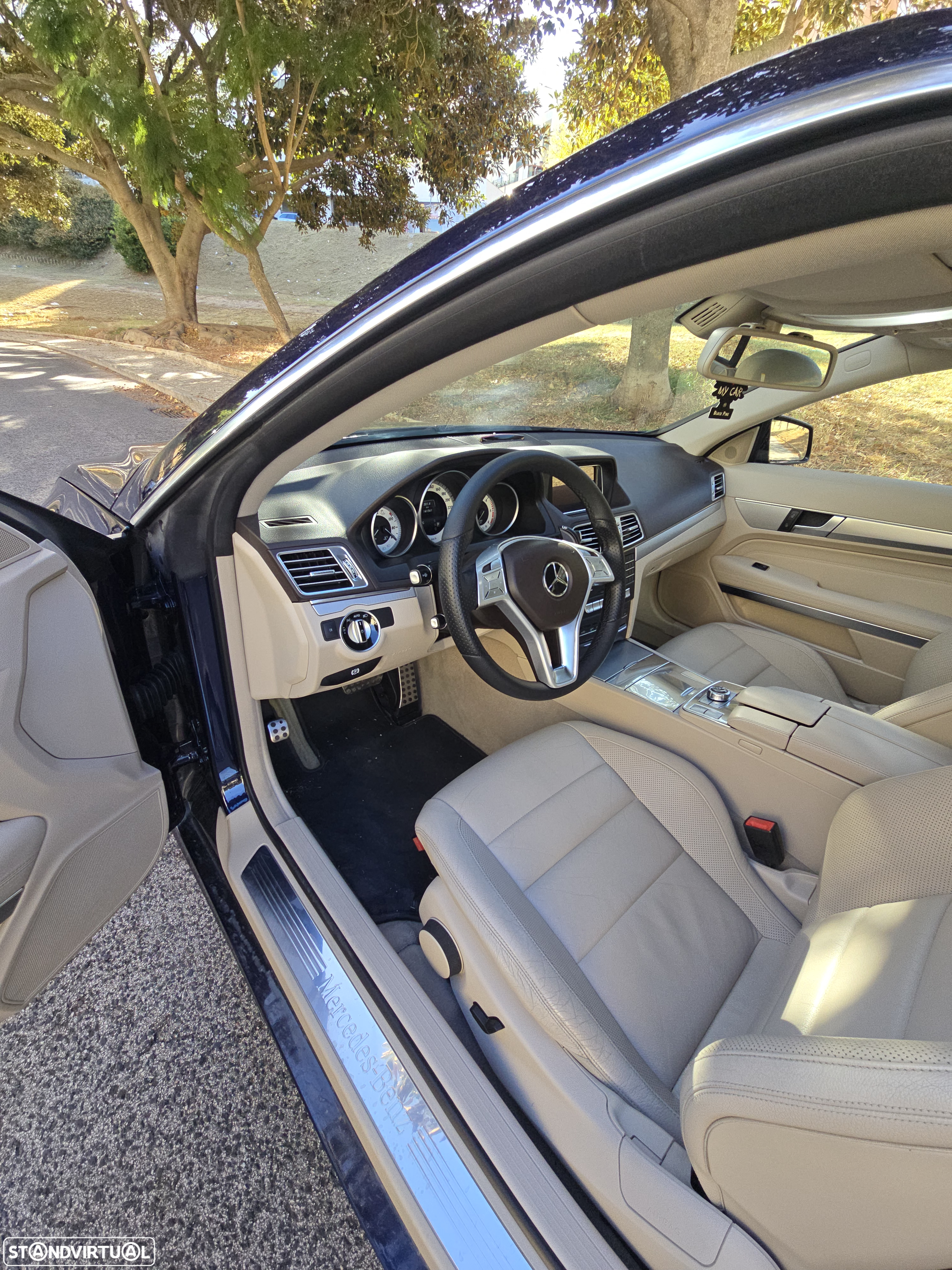 Mercedes-Benz E 220 CDi BlueEfficiency Auto - 19