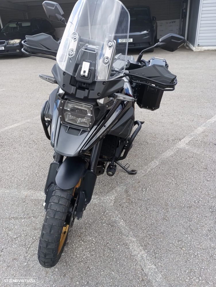 Suzuki v-strom - 10