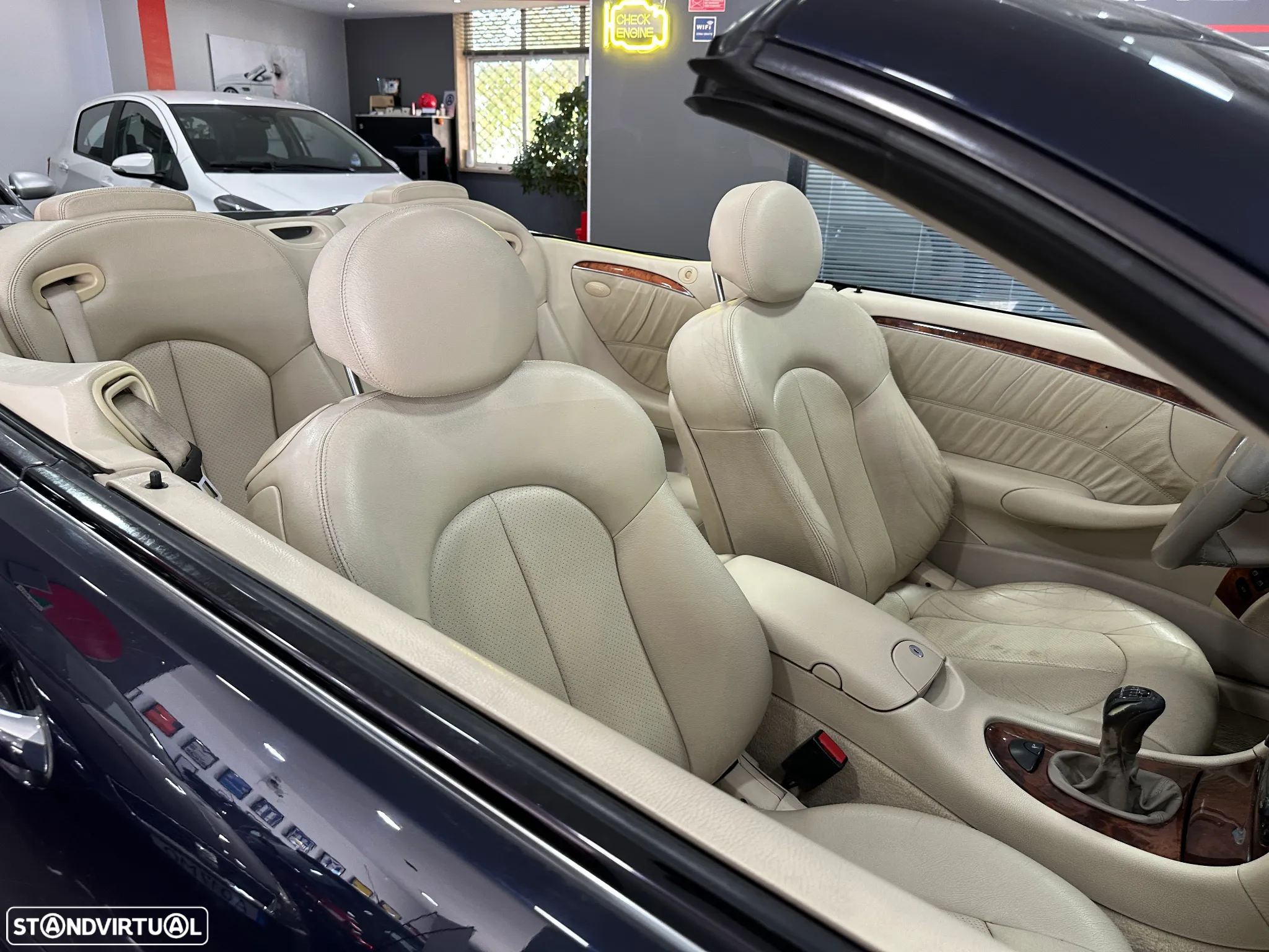 Mercedes-Benz CLK 200 K Elegance - 14
