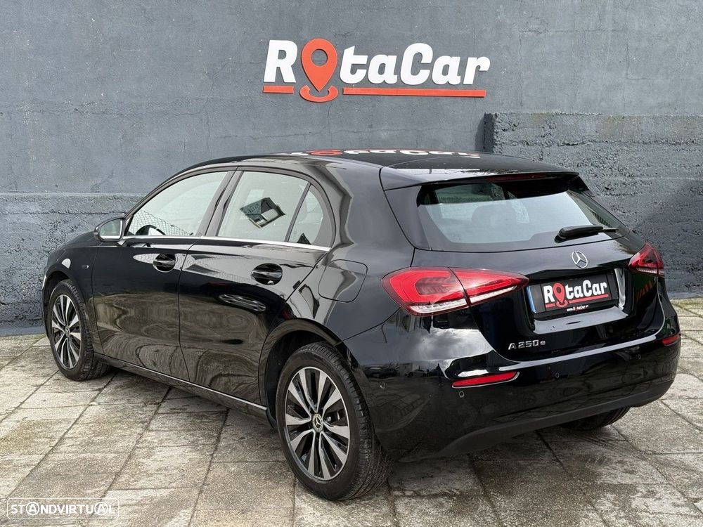 Mercedes-Benz A 250 e Style Plus - 9