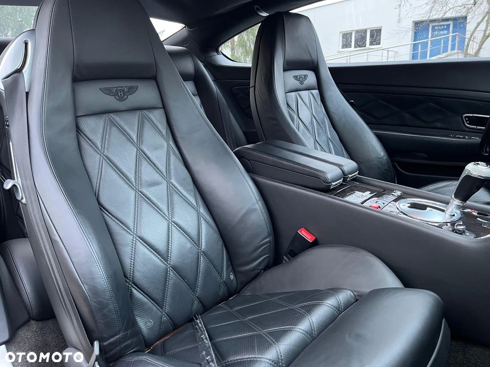 Bentley Continental GT Standard - 27