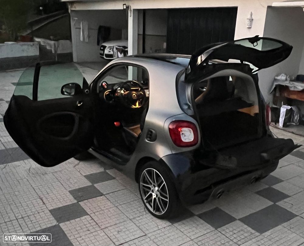 Smart Fortwo Coupé 0.9 Brabus Xclusive — fotografia 18