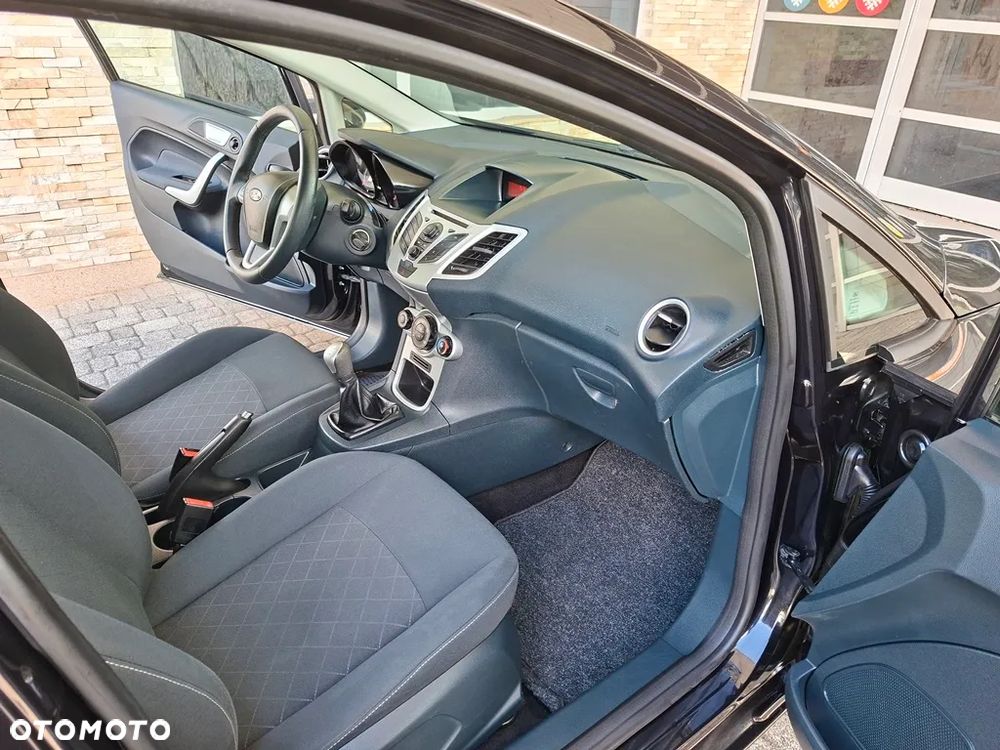 Ford Fiesta 1.25 Champions Edition - 7