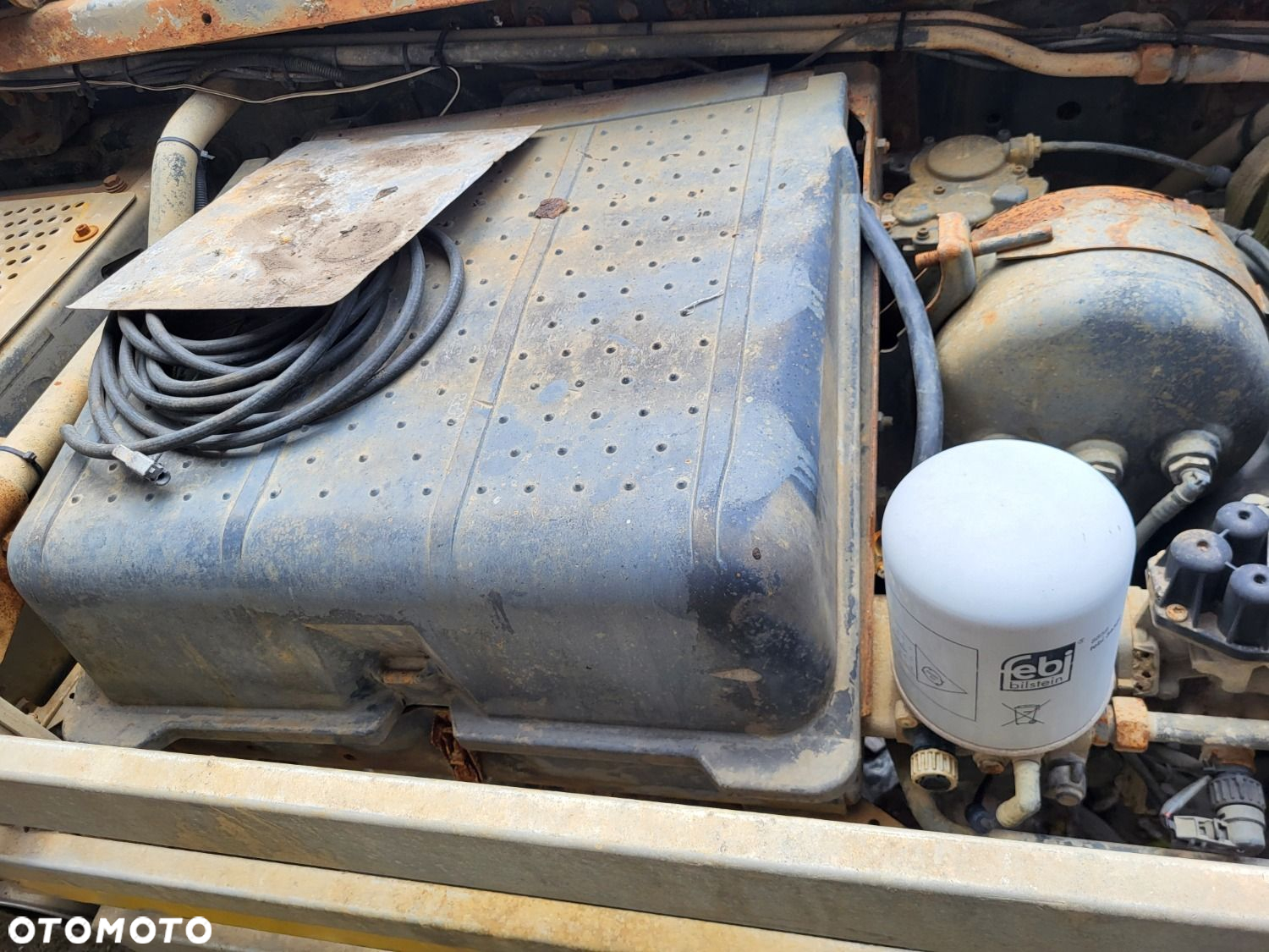Versalift Actros 2541L/6X2 - 38