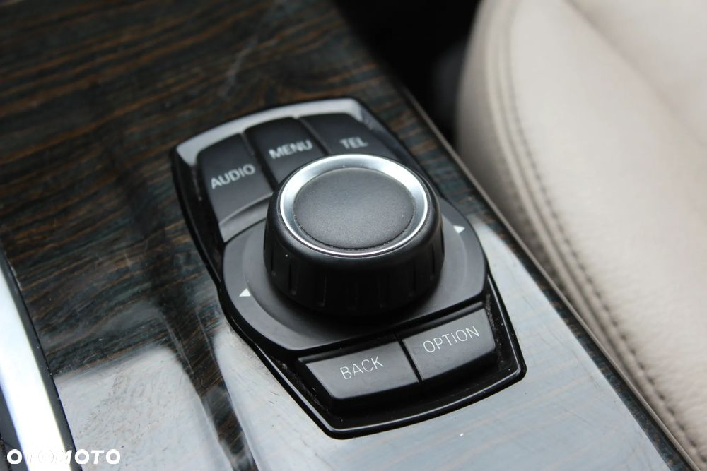 BMW X3 xDrive20d Luxury Line - 35