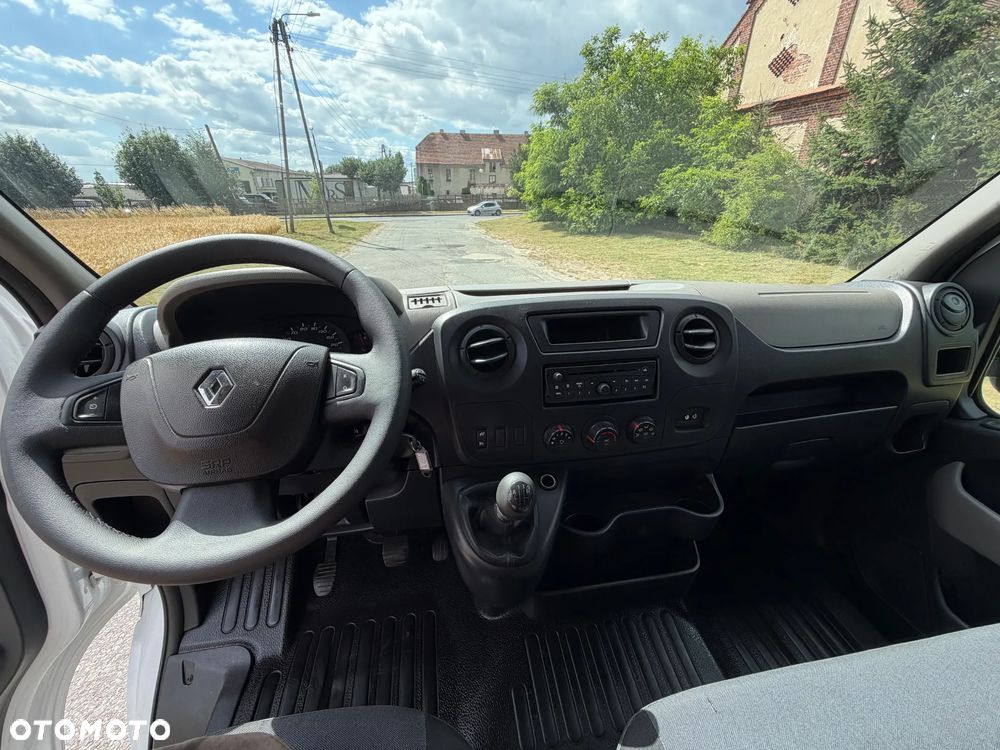 Renault Master * 2.3 / 125KM * L2H2 * Średni / Podwyższany * Furgon / Blaszak * - 37