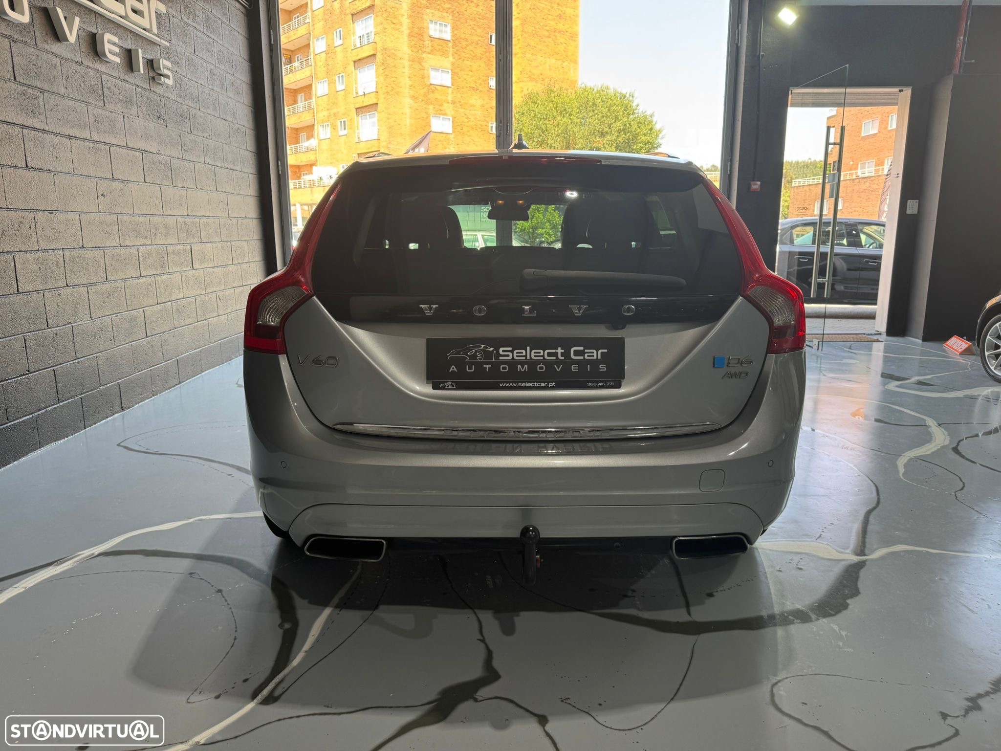 Volvo V60 D6 Plug-In-Hybrid AWD Geartronic Summum - 7