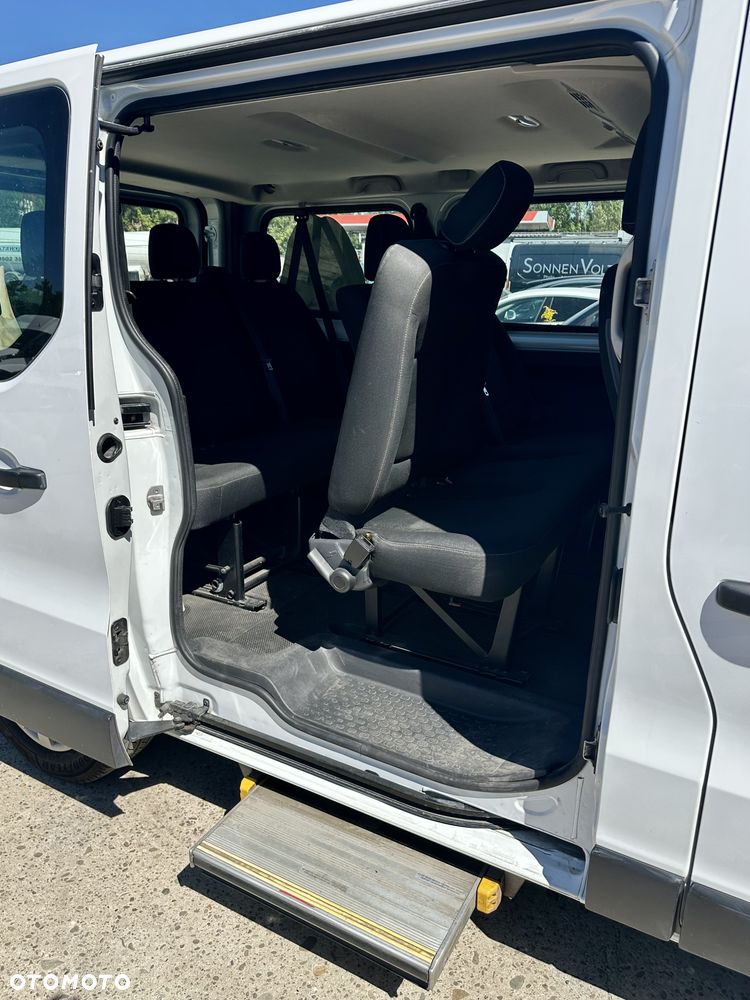 Renault Trafic - 15