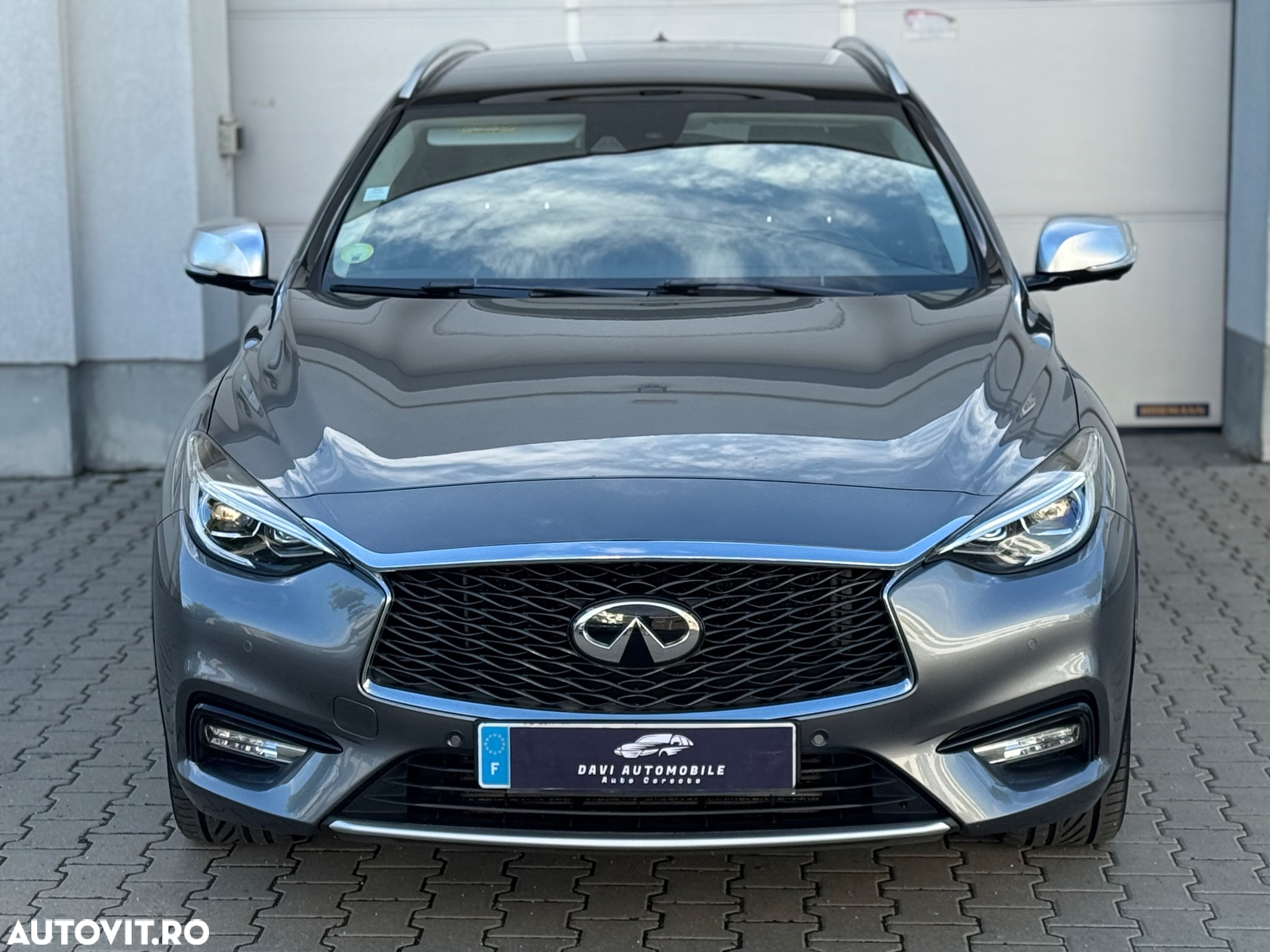 Infiniti Q30 1.5d Premium Tech - 19