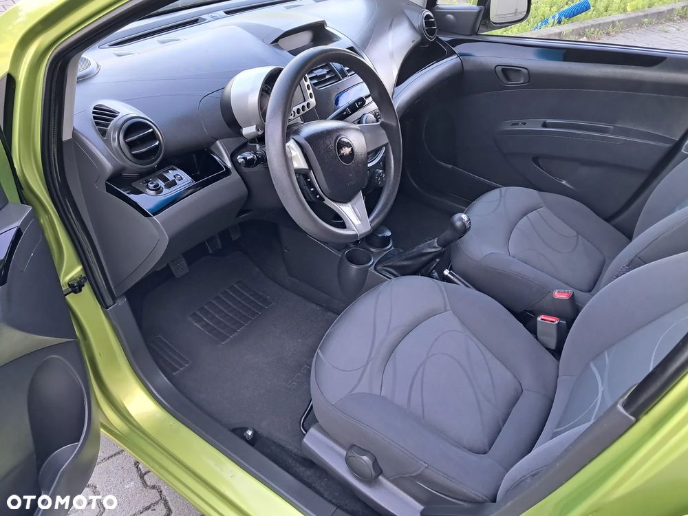 Chevrolet Spark 1.2 LT+ - 27