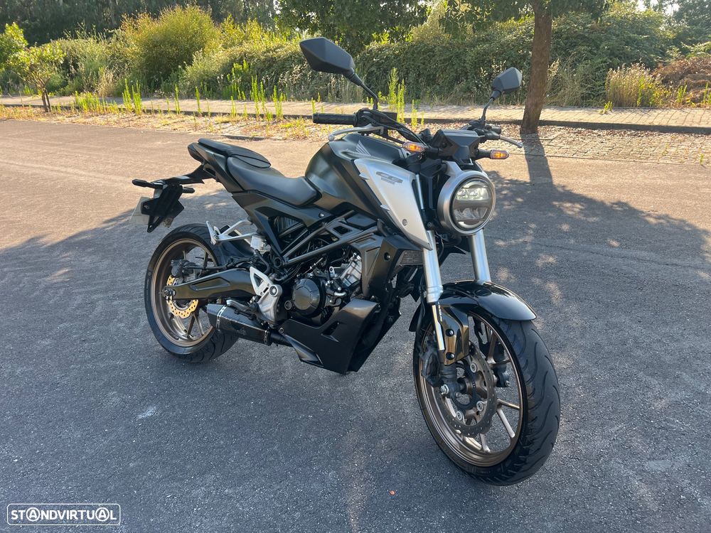 Honda CB 125 R - 4