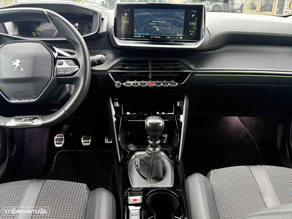 Peugeot 2008 1.2 PureTech GT - 35
