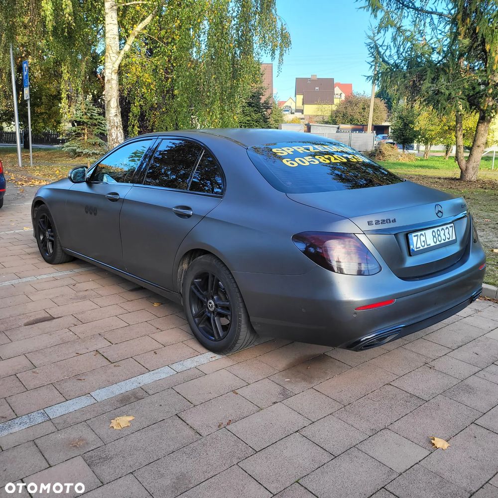 Mercedes-Benz E-Class 2018 photo 3