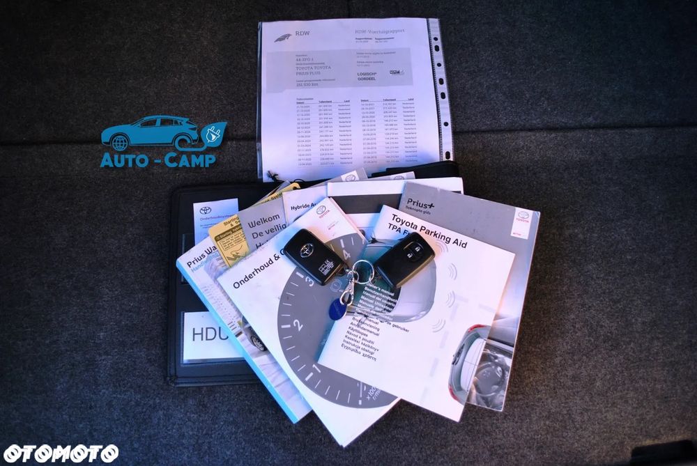 Toyota Prius+ 1.8 HSD Prestige - 8