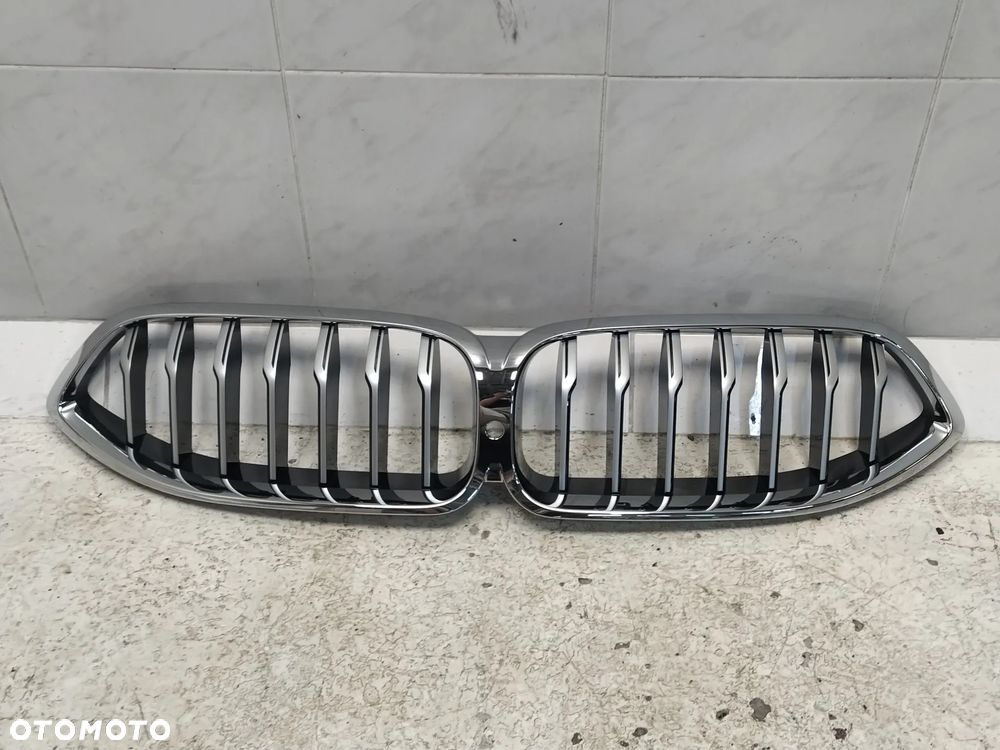 BMW 8 G14 G15 GRILL ATRAPA CHŁODNICY KRATKA NERKA KAMERA CZARNY POŁYSK CHROM NOWY ORYGINAŁ - 2