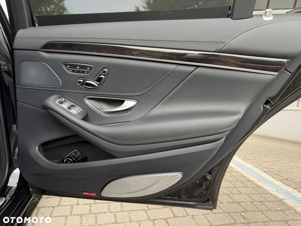 Mercedes-Benz Klasa S - 21