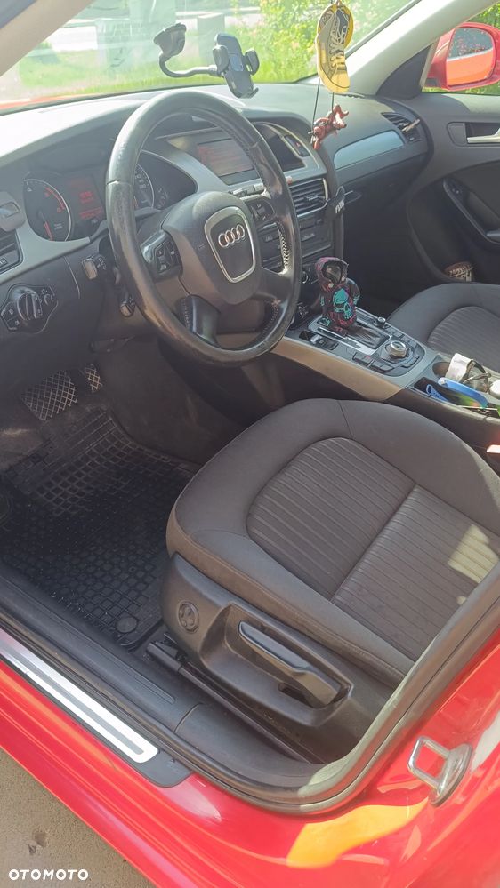 Audi A4 Avant 2.0 TDI Multitronic - 26