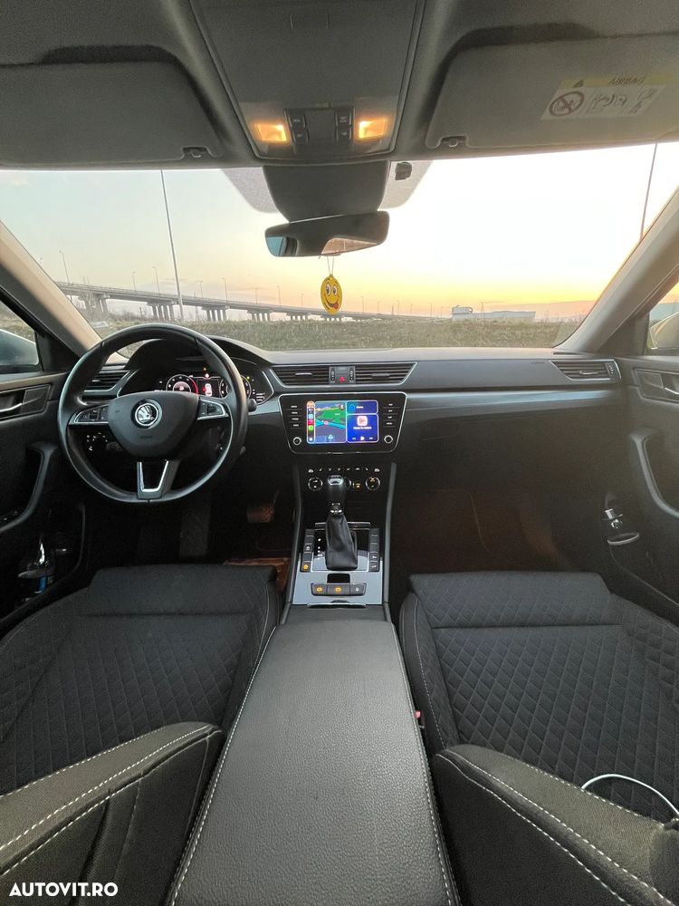 Skoda Superb 2.0 TDI DSG Style - 6