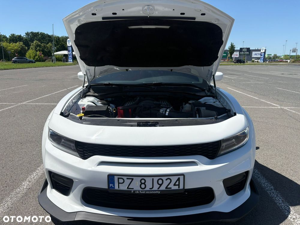 Dodge Charger 6.4 Scat Pack Widebody - 15