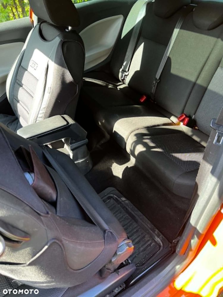 Seat Ibiza SC 1.6 16V Sport - 28
