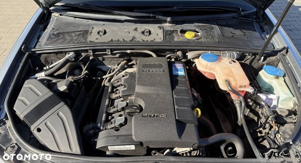 Audi A4 Cabrio 2.0 TFSI multitronic - 28