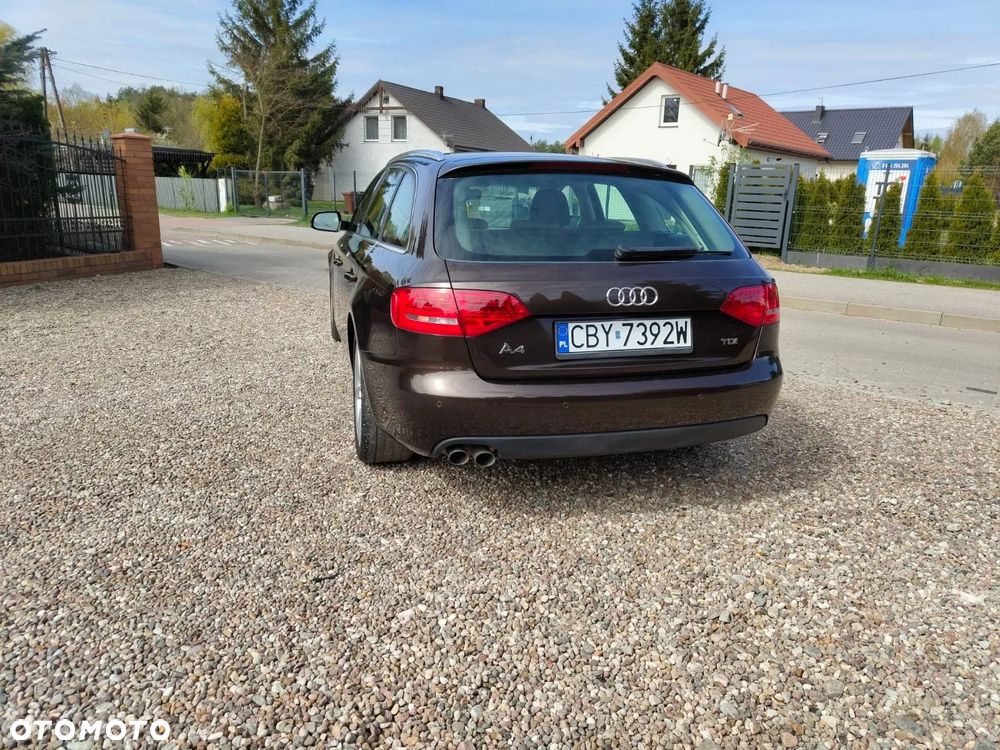 Audi A4 Avant 2.0 TDI - 15