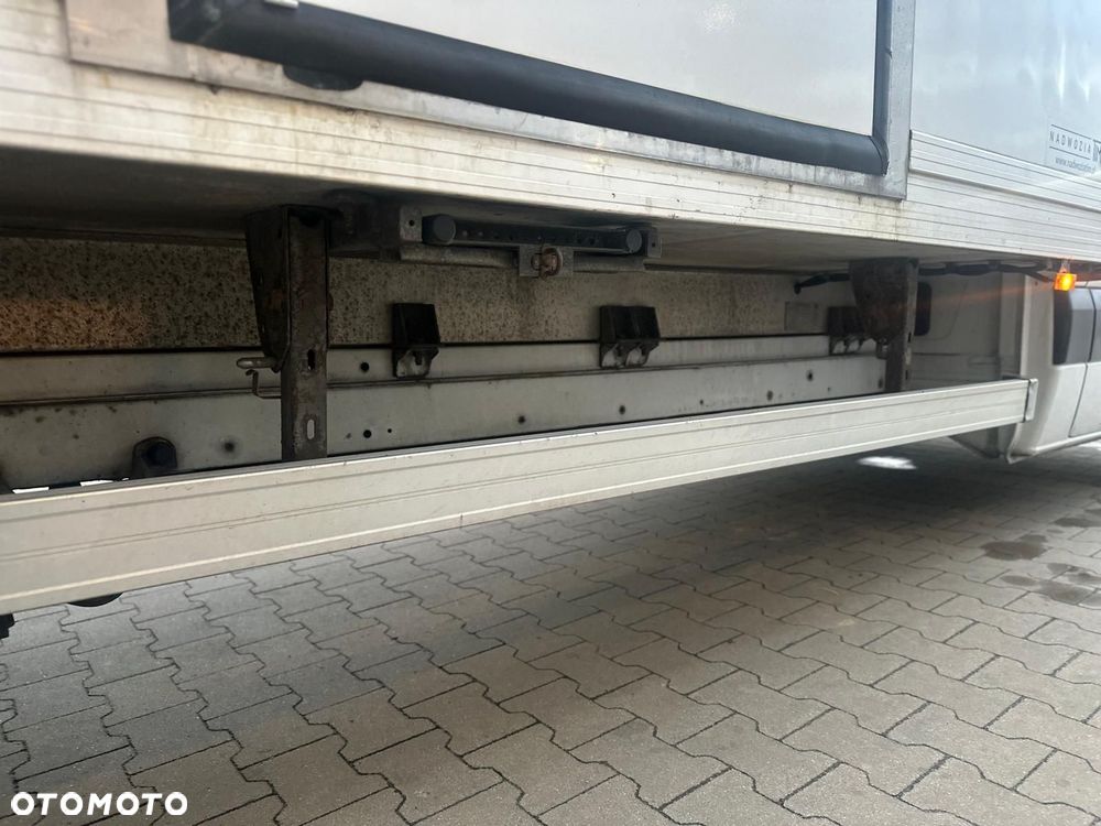 Mercedes-Benz SPRINTER - 8