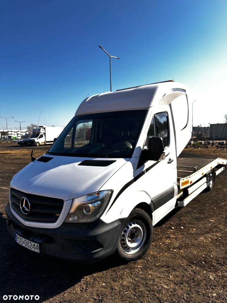 Mercedes-Benz SPRINTER 319 - 10